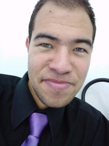 Apaixonado pela vida e as coisas simples que ela proporciona. Videomaker e entusiasta de videos de casamento