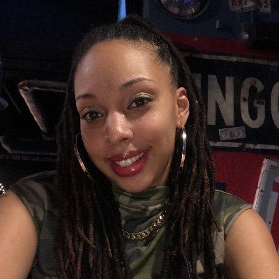 M1SSLady_E's profile picture. Either you rock wit me or you dont! Pick one ✌