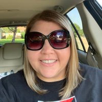 Lindsey Floyd (@lovelyfloyd15) 's Twitter Profile