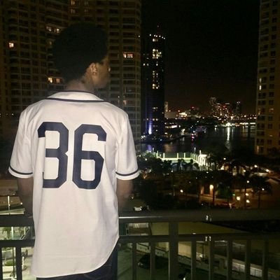 Dawg on his own 

Soundcloud : Unk J https://t.co/tapAW67Ej9