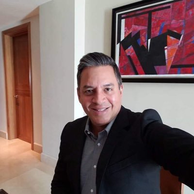 Charles27240492's profile picture. La vie est belle alors profitons d’elle