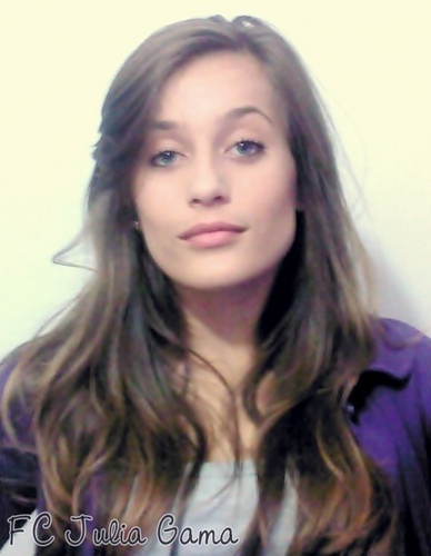 se er fã da Julia Gama :) follow-me 2º FC *-* since : 26/10/2010
