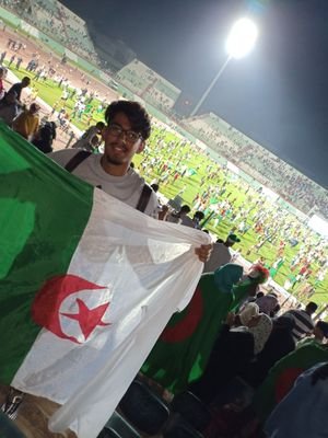 DahmaniFaiz's profile picture. faiz dahmani 
algérien 🇩🇿🇩🇿
étudiant 🤵
Instagram :faiz_dhm
Snap:faizdhm9👻