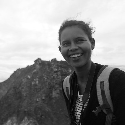 Paleoclimatologist looking toward other horizons. Scientific interest vary with seasons 🌏🌧️⛰️🏝️🐒🐠🌱| Postdoc @uoregon | 🧗🏾‍♀️ | 🇫🇷 in 🇺🇸