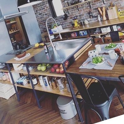 TandoL_br's profile picture. 1.大阪に住む大学生/2.現在大学生向けのツール作成中/3.人工知能、Web作成、プログラミング、画像処理、CG、映像演出などのIT系勉強。/4.特にWeb制作性頑張っています。