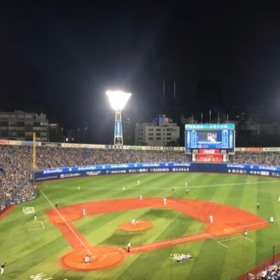 ITakehiro's profile picture. I⭐︎YOKOHAMA ベイスターズ　Bリーグ　アイスホッケー初心者 横浜グリッツ#34 津軽三味線　ご本人以外の画像の使用は一声掛けてください。