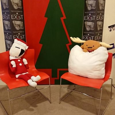 宝塚好き。ゆるめなファン。地方民なので基本スカステ&配信、たまにムラに出没します。記憶力がミジンコくらいなので、ジェンヌさんの名前とかすぐ忘れます。人事情報疎いです。ヅカヲタさん達の記憶力と情報収集力に憧れます。
❤朝美絢さま
❤芹香斗亜さま
❤風間柚乃さま