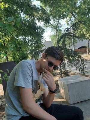 b_beet_22's profile picture. 