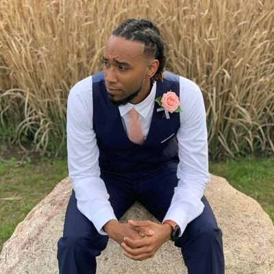 dee7benz's profile picture. I made a decision last night that I would die for it ***** Snapchat: iam2_deevine ****Insta: deecbenz