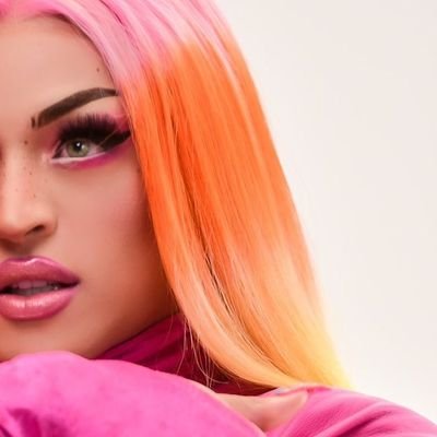 Primeiro portal de informações sobre a cantora Pabllo Vittar no Brasil!
Desde 2015!