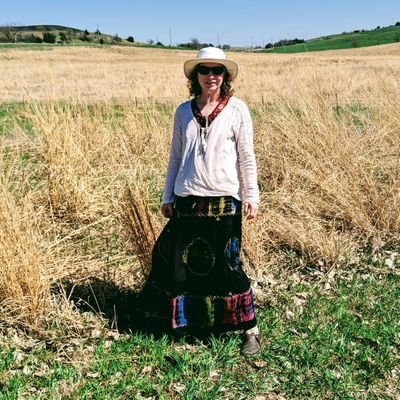 Ecologist striving to help native biological diversity and agriculture form balance.