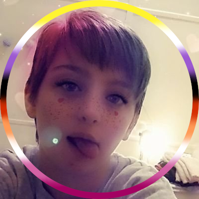 TebsBeel's profile picture. Taken. 16. Non-binary they/them. Loves to talk. Super weird. Stupid. Silly. Writes poetry and draws.