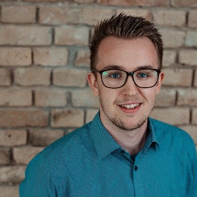 Part of https://t.co/mmroQXpAUL building software like https://t.co/PX0XZs1Cxn 🤓 Interested in electronics, web applications and open source.