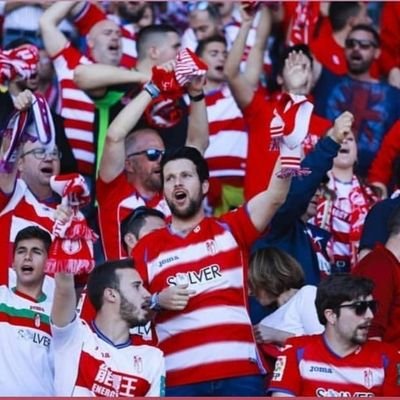 Andalucía para nacer, crecer, vivir y morir. Granaíno, Narrador por pasión⚽️🎙️, me podéis escuchar en directo en @almicrosergiotorres🎙️🎙️