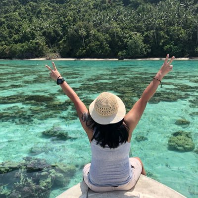 gloryeahwilfred's profile picture. peace begin with a smile ♥♥