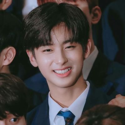 LOVES KIM MINKYU 💓
LOVES X1! OT11 💞🥰
I'm in this X1 shit for life.