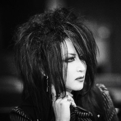 MALICE MIZER🥀/Moi dix Mois✞✡️/Laputa ໒꒱· /aki🐼/Seth(美良 政次)😈👘/Sacrifice☠/
Mana様を崇拝しているミゼラーです。
たまに聖闘士星矢をぶっ込みます😏
割と雑垢で色んなこと呟きます
あしからず🙇🏻♀️🙏🏻
仲良くしてください🥺❤