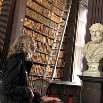 MartaOliveM's profile picture. Mare. Cardedeuenca. Prof. de Filosofia