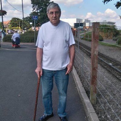 Retired Journeymen Joiner Age 80 Married to Lesley Gaytor Lives in Grimsby Born In Rose Cottage New Holland