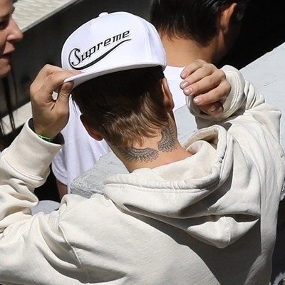 chupalolly's profile picture. JUSTIN FOLLOWED ME 17/05/15 as 1:36am