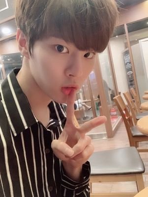 YermvQ6dTCGlD0P's profile picture. 전직 국프 짤랑단💜 X1 이진혁 구정모 이진우 최병찬