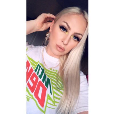 BreBreBabyy's profile picture. Gold Barbie Gang X IG: brebrebaybee