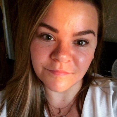 mollieeburrows's profile picture. 