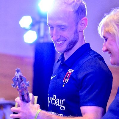 Anaesthetic trainee in West of Scotland. Football daft. No opinions of interest.