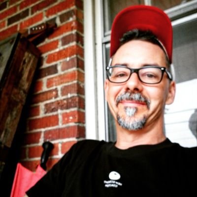 toddafwarren's profile picture. 