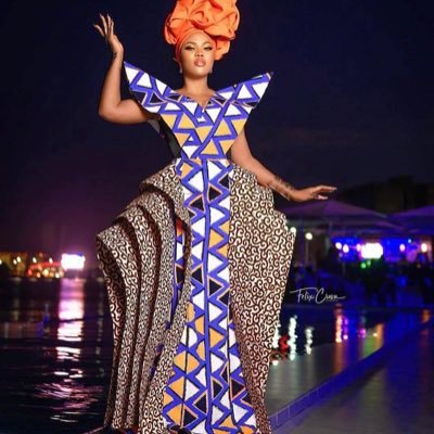 Laveev_8's profile picture. Child of God. Linguist. Chocolate lover. Compere. Avid reader. Foodie. 💗