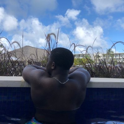 ifthesneakafitz's profile picture. #WealthClub #SU$Hi