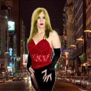 Actriz, cantante, bailarina, compositora, conductora de Tv