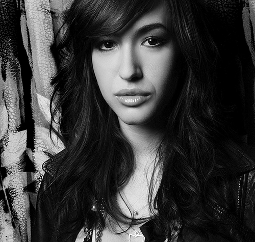 CynthiasKiss's profile picture. I am Cynthia Knight. My father is @_JessKnight_ my mom is @UntamedNessie.My sis is @LillianAllyK and @BradinJesseK. Single and Looking. (18+)