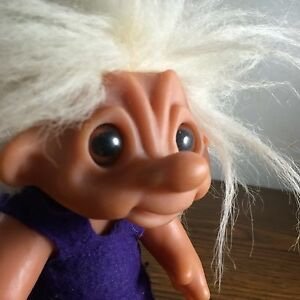 CindySkaggs5's profile picture. Crazy old hippie lady