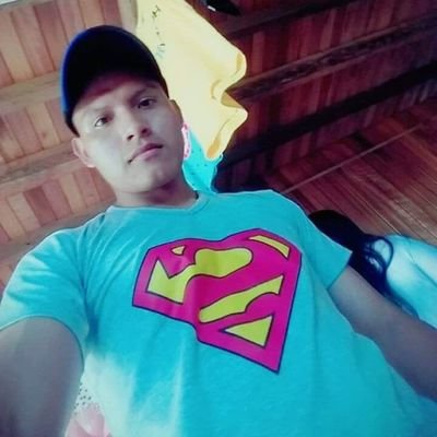 La vida no es fácil pero tampoco imposible... Ahí q luchar con valentía hasta poder lograr el objetivo...