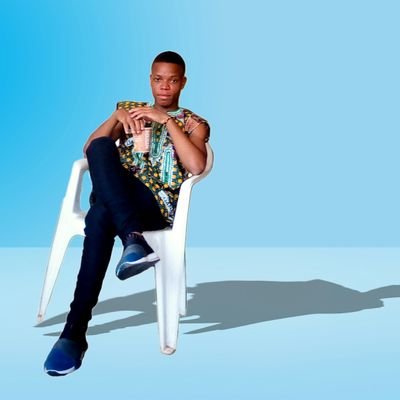 Dindjinrex_ds's profile picture. Graphiste Designer, UX/UI Designer, Passionné du Web..