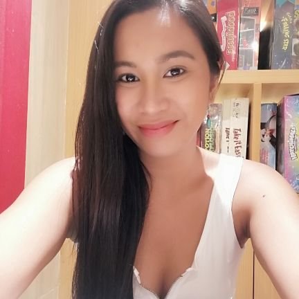 jeannatividad's profile picture. A real human being. And a real hero.