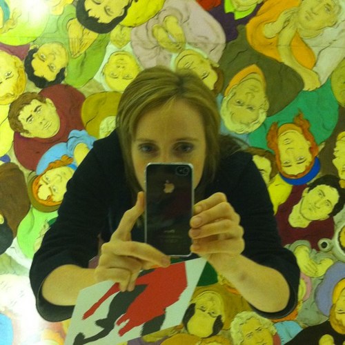 acaroline32's profile picture. Product Designer and lover of guitar playing, electro music and good comedy