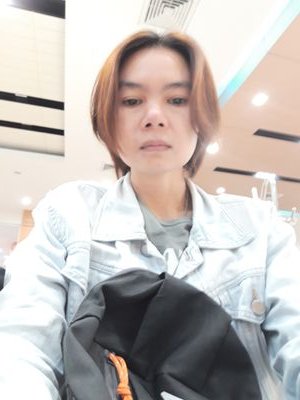 AAui27's profile picture. สร้างหนี้ = ขยัน