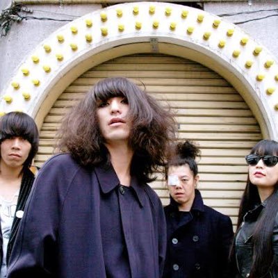 kegawaz_fumetsu's profile picture. 人です ロケンロ 考察家 中身私の正体がわかったら貴方の世界が変わります