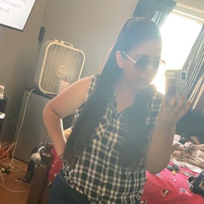 livierpadilla2's profile picture. ♥ love u all ♡