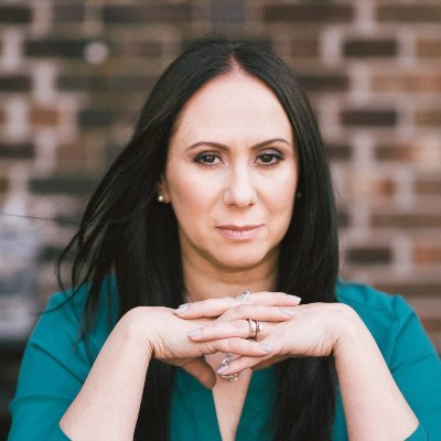 dbalardini's profile picture. She/Her. Performing Artist | Co-Founder/Exec. Dir. of @GroupDotBR | Yoga Instructor @fortleeyoga  | https://t.co/v4KPa9y408 | 🎭🎬🤓.