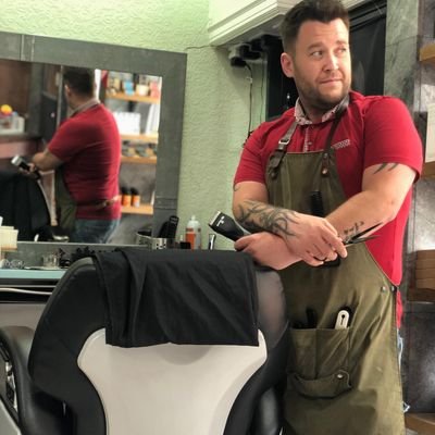 Barber In Birmingham, Cutting all hair types and styles, beard shaping and styling and also smooth open blade shaving, using Squire and Shave Doctor products.