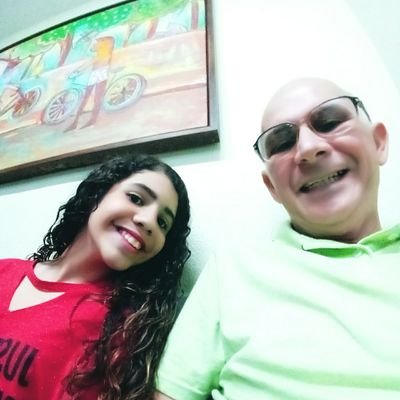 Cristão, amo a Jesus, amo a família, sou Bolsonaro até debaixo d'água, amo o Brasil e não aceito esquerdista me seguindo.