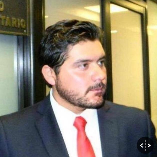 diferente, se que voy a saltar la linea, inspiracion mi familia, ayudar mi meta,amo a mi pais