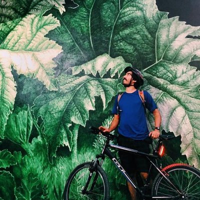 Biólogo, naturalista, birdwatcher, ecofisiología en plantas, Ilustrador de naturaleza, propagación de plantas nativas