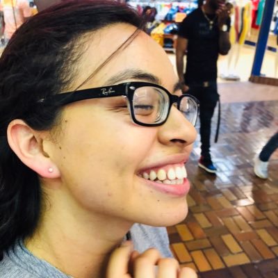 StephanieVela's profile picture. Mexicana, Salvadoreña, y maestra. @FreddyD2009, @AmericanU, and @TeachForAmerica alumna