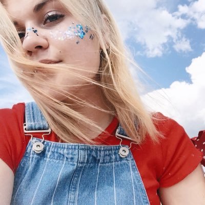 _makarushka_'s profile picture. 