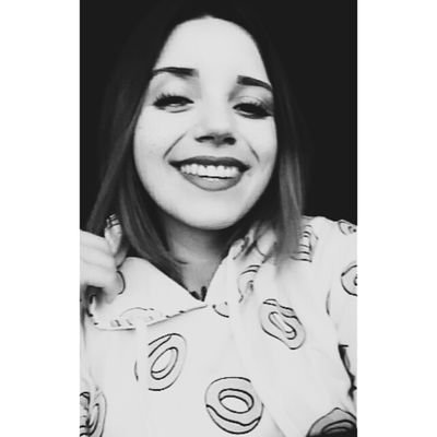 LarissaGaspar12's profile picture. Paranaense, ariana, desocupada e pobre