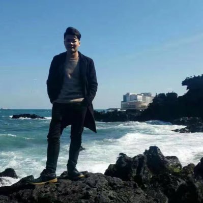I am a LED salesman. I like to travel and a variety of food, I like to make friends with people from all over the world.